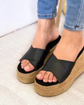 ~/images/products/Sandalias Altas 2